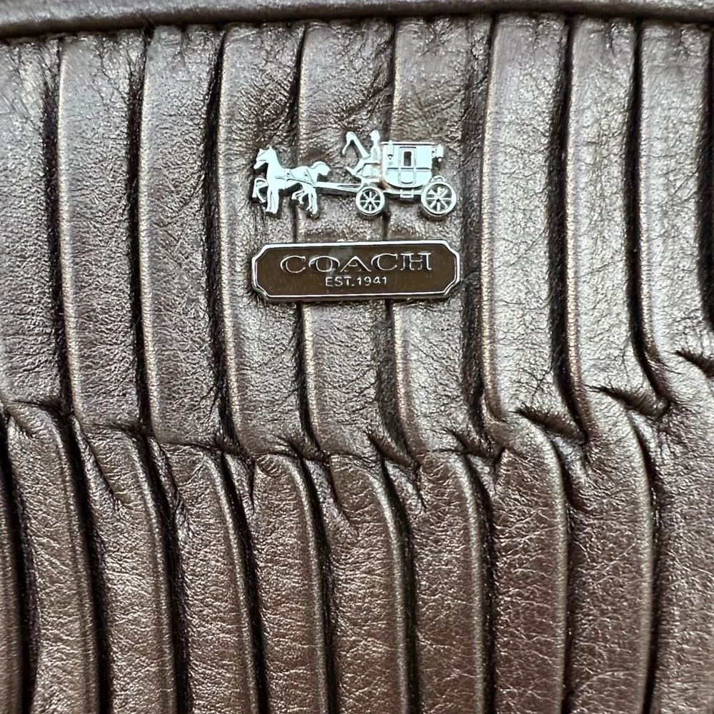Coach Madison Small Bag EUC - Picture 4 of 12
